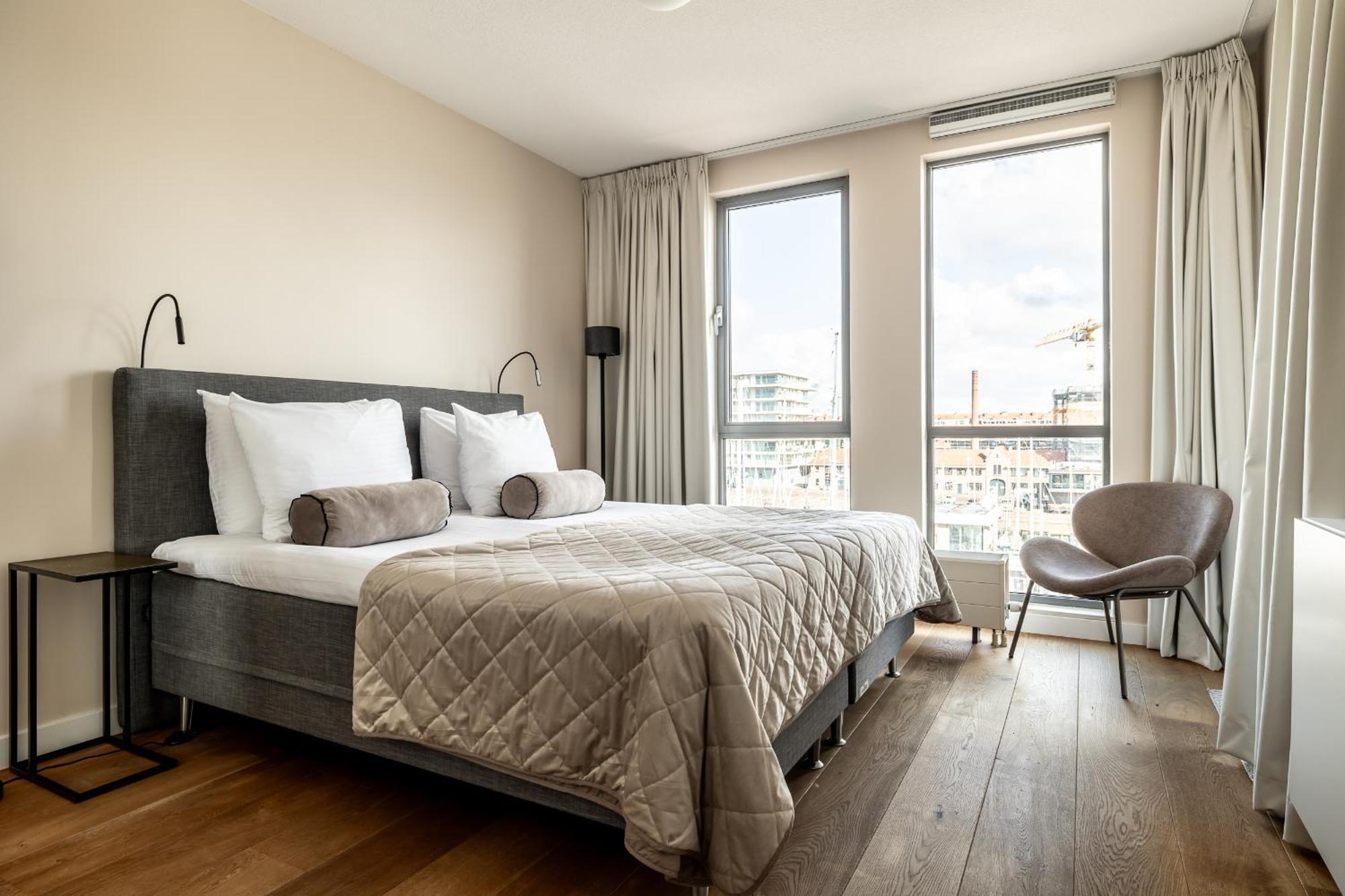 Bizstay Harbour I Scheveningen Apartments กรุงเฮก ภายนอก รูปภาพ