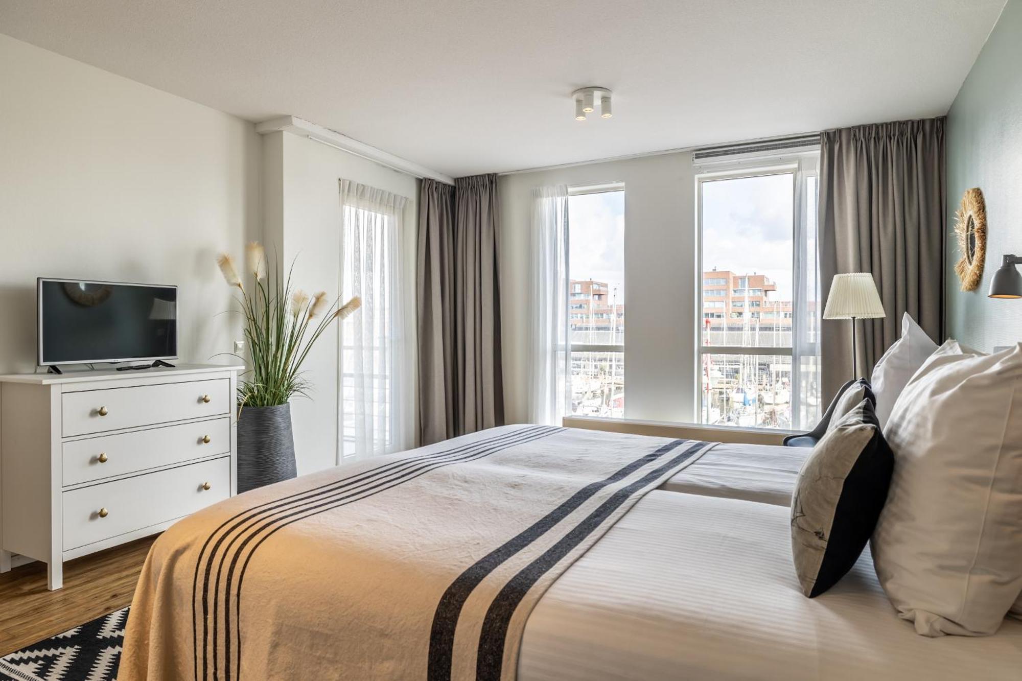 Bizstay Harbour I Scheveningen Apartments กรุงเฮก ภายนอก รูปภาพ