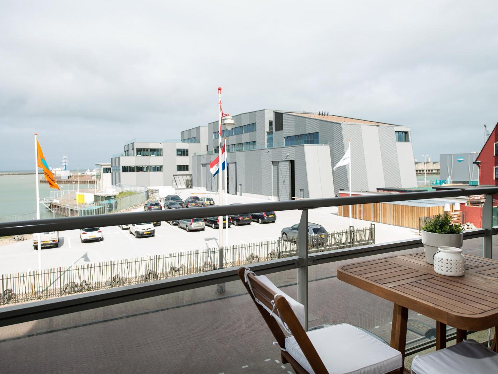 Bizstay Harbour I Scheveningen Apartments กรุงเฮก ภายนอก รูปภาพ