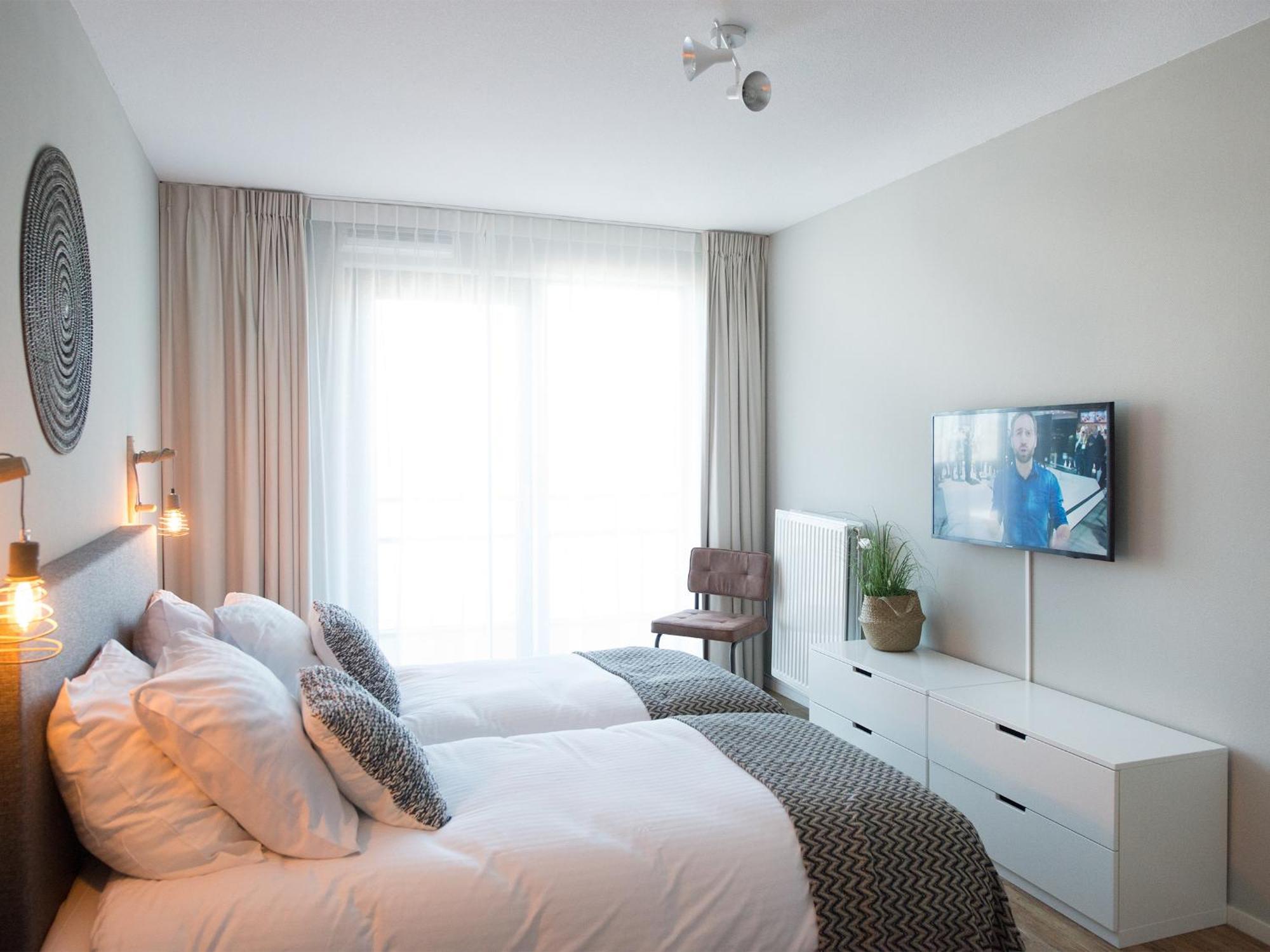 Bizstay Harbour I Scheveningen Apartments กรุงเฮก ภายนอก รูปภาพ
