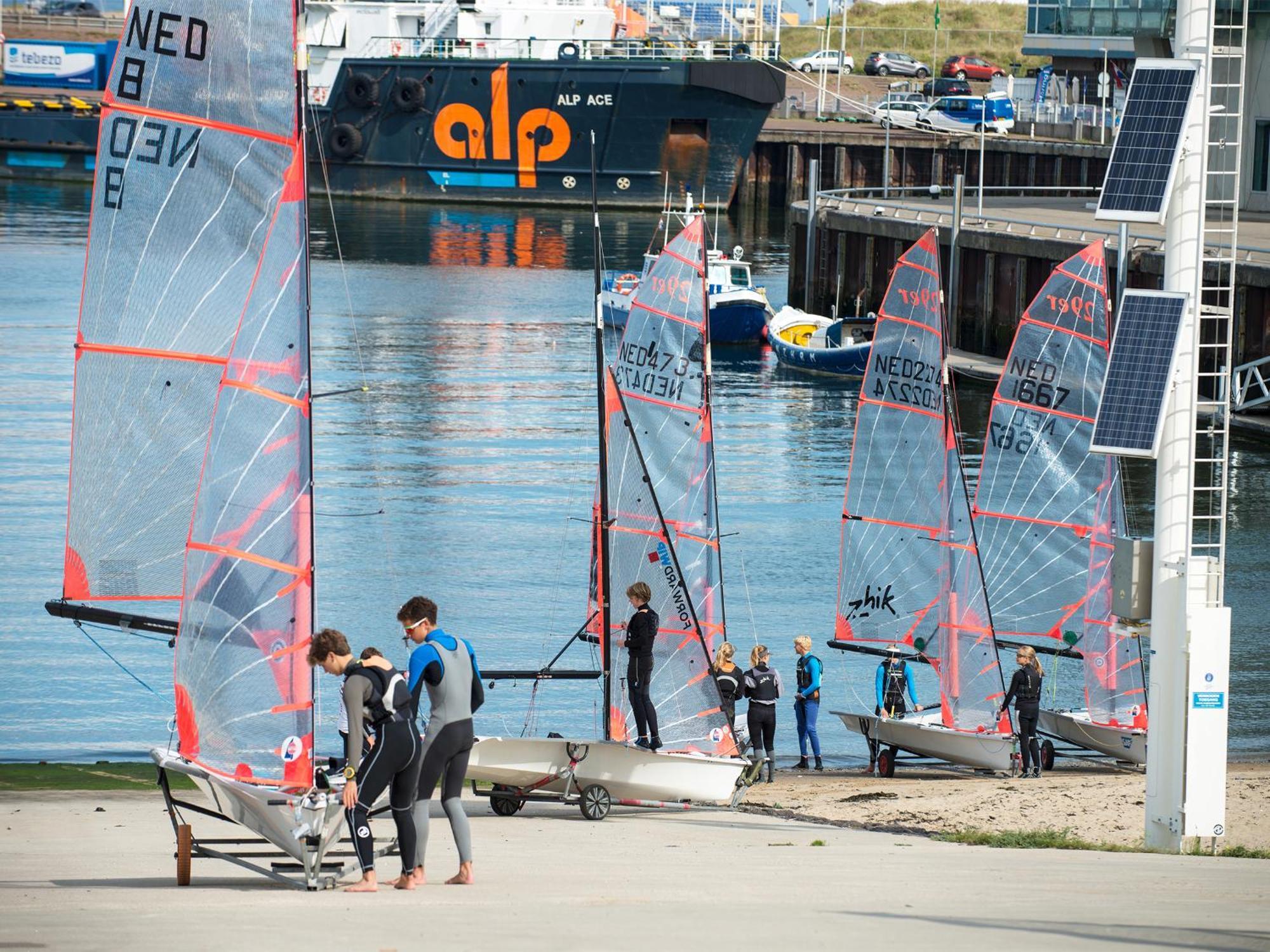 Bizstay Harbour I Scheveningen Apartments กรุงเฮก ภายนอก รูปภาพ